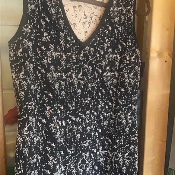 New dress never worn woollen dress knee length - Picture 1 of 8